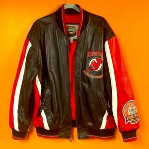 Vintage 2000 New Jersey Devils Stanley Cup champions leather jacket!!